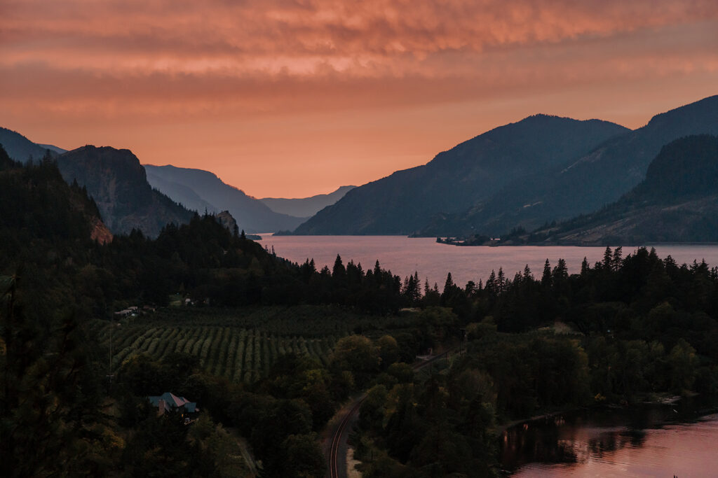 the best places to elope in Oregon